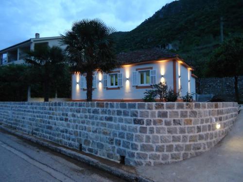 Доброта: Holiday Home St. Oliva