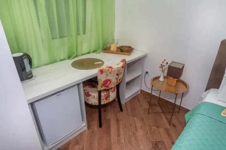 Петровац: Apartments Fortunella