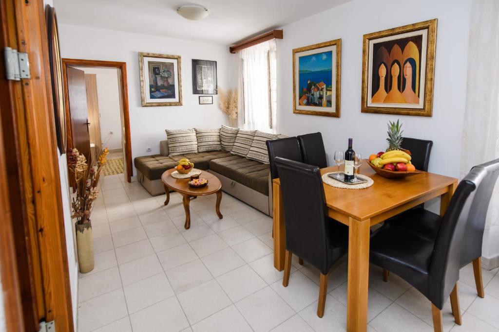 Доброта: Apartment Marko