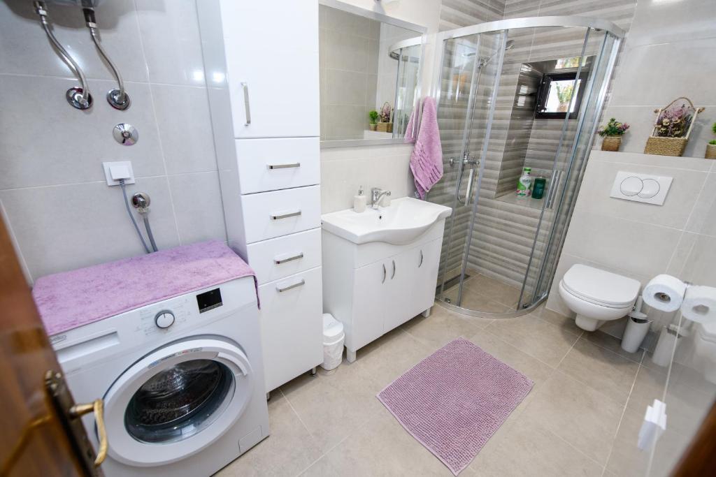 Доброта: Apartment Marko