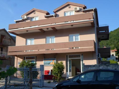 Тиват: Apartment Tivatrooms
