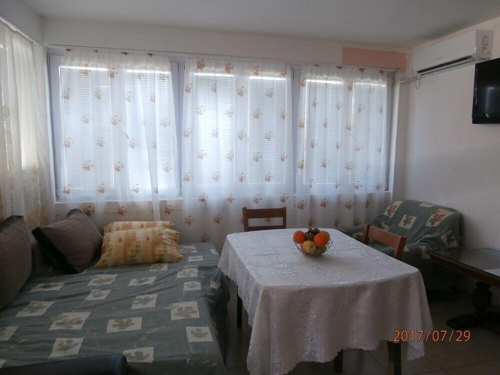 Ульцинь: Vila Gerbera