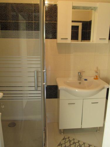 Бар: Apartments Stevanovic