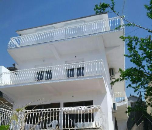 Бар: Apartments Stevanovic