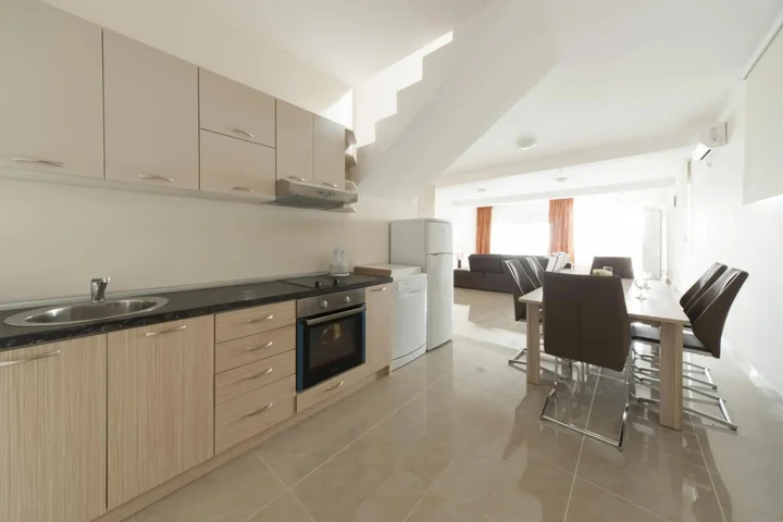 Бар: Berg Apartments