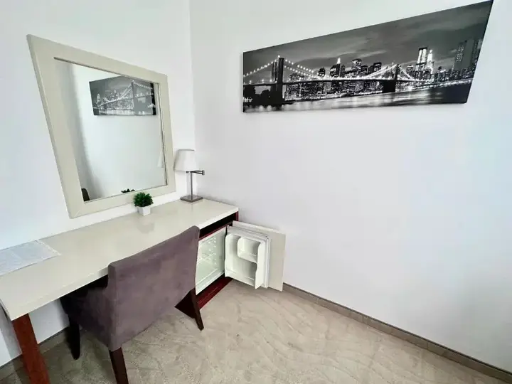 carousel image 2