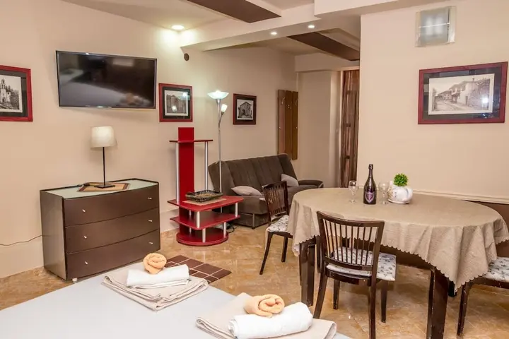 Петровац: Jovan Apartments