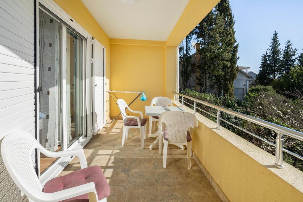 Тиват: Apartments Viktoria