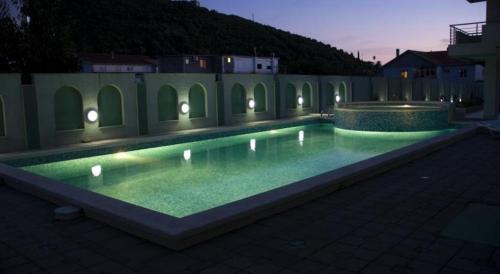 Зеленика: Apartments Zelenika Herceg Novi