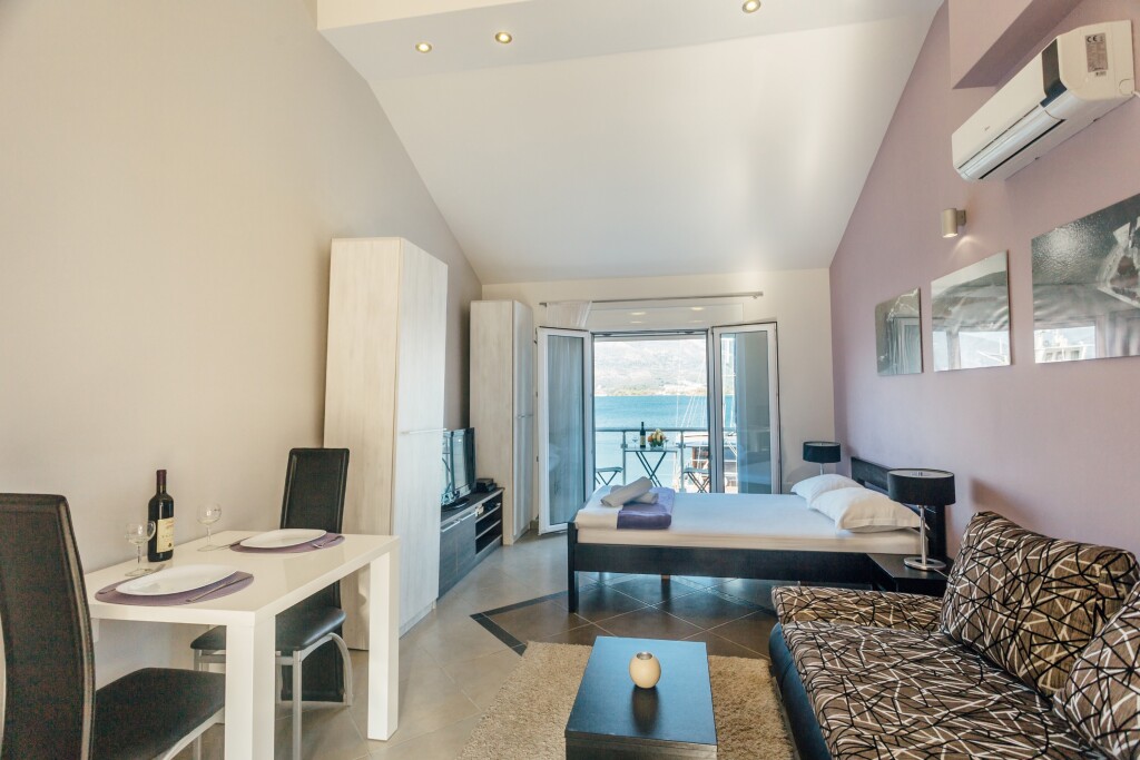 Тиват: INO Apartments