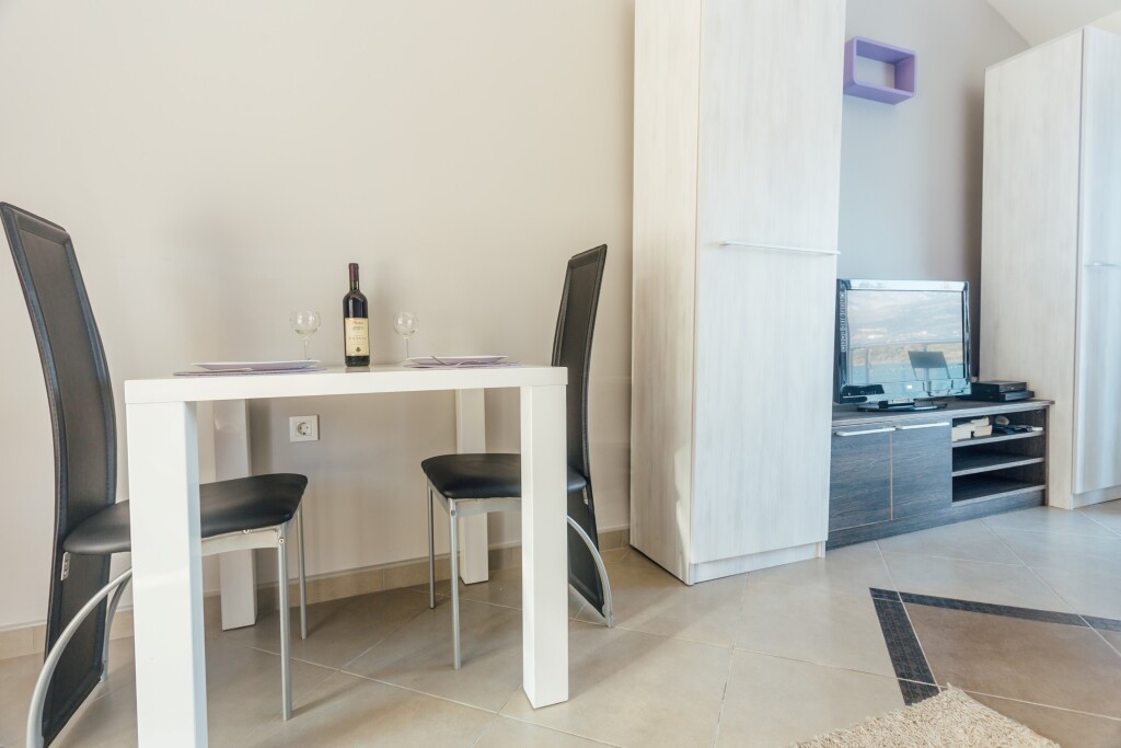 Тиват: INO Apartments