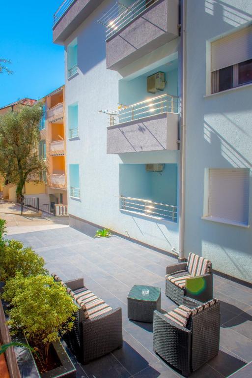 Будва: Apartmani Barović Bečići