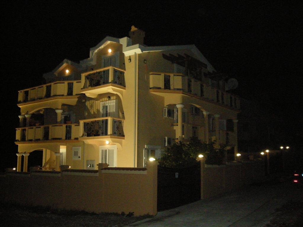 Тиват: Apartments Zeljko Vuksanovic