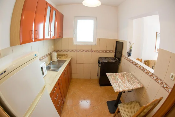 Будва: Apartments Luka