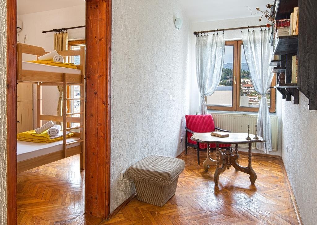 Ульцинь: Hostel Pirate