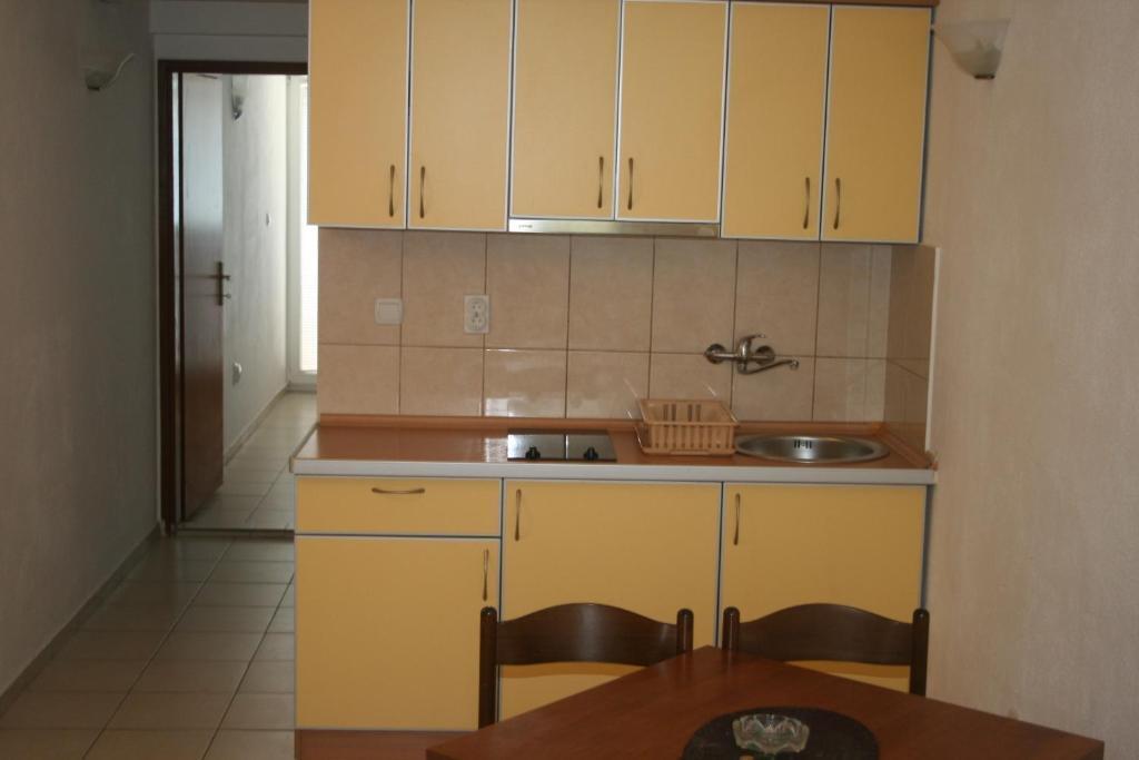 Петровац: Apartment Knezevic