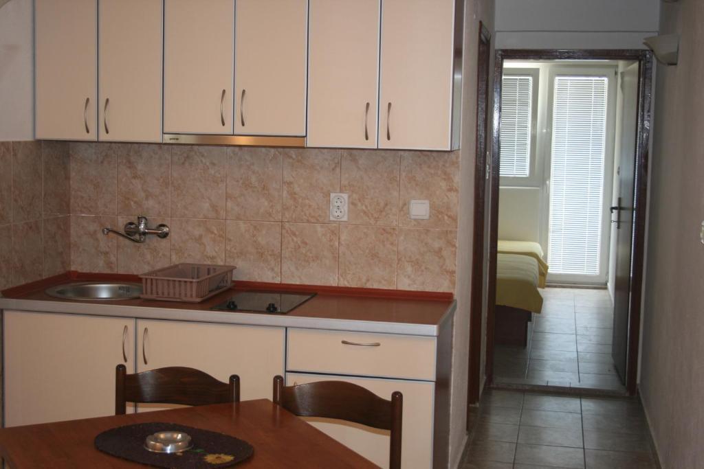 Петровац: Apartment Knezevic
