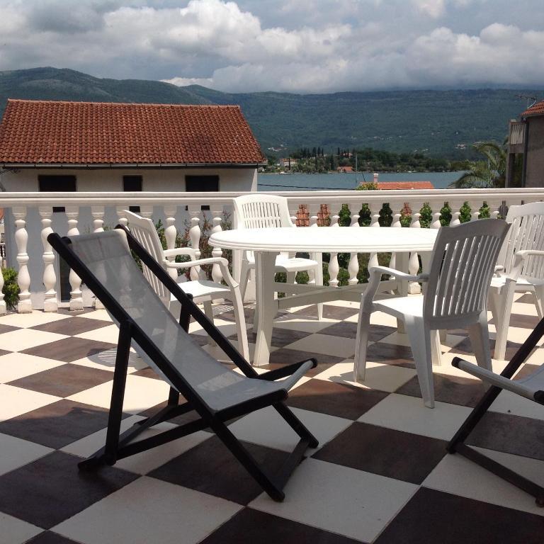 Тиват: Guest House "Paradise"