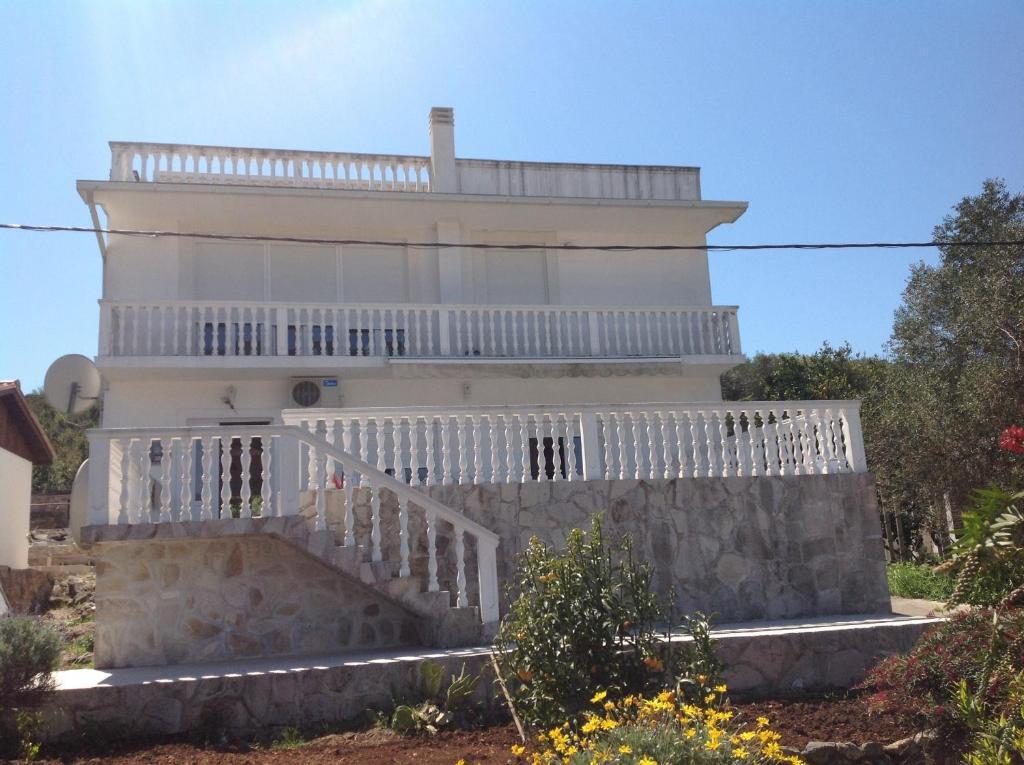 Тиват: Guest House "Paradise"
