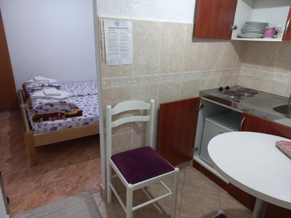 Жабляк: Apartmani Sobe Sljivancanin