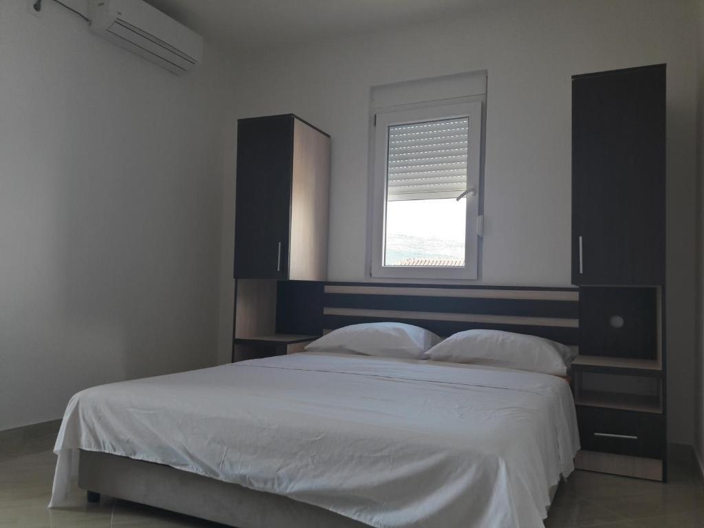 Ульцинь: Vukli Apartments