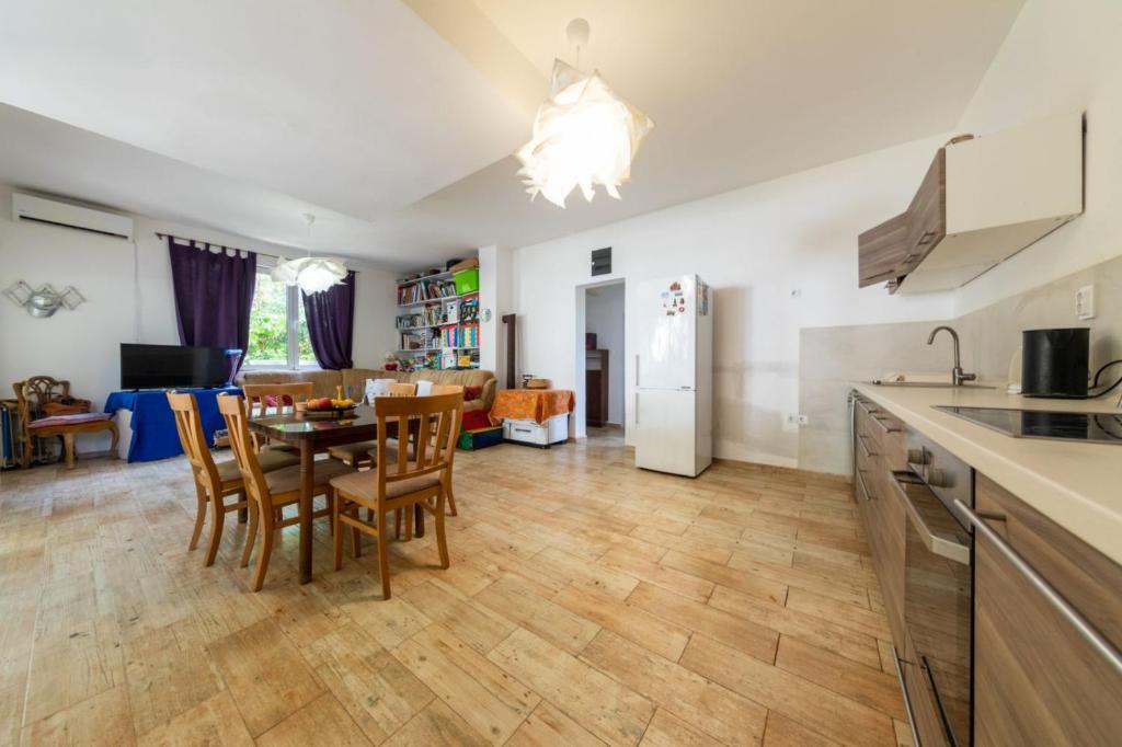 Будва: Apartments Olivija