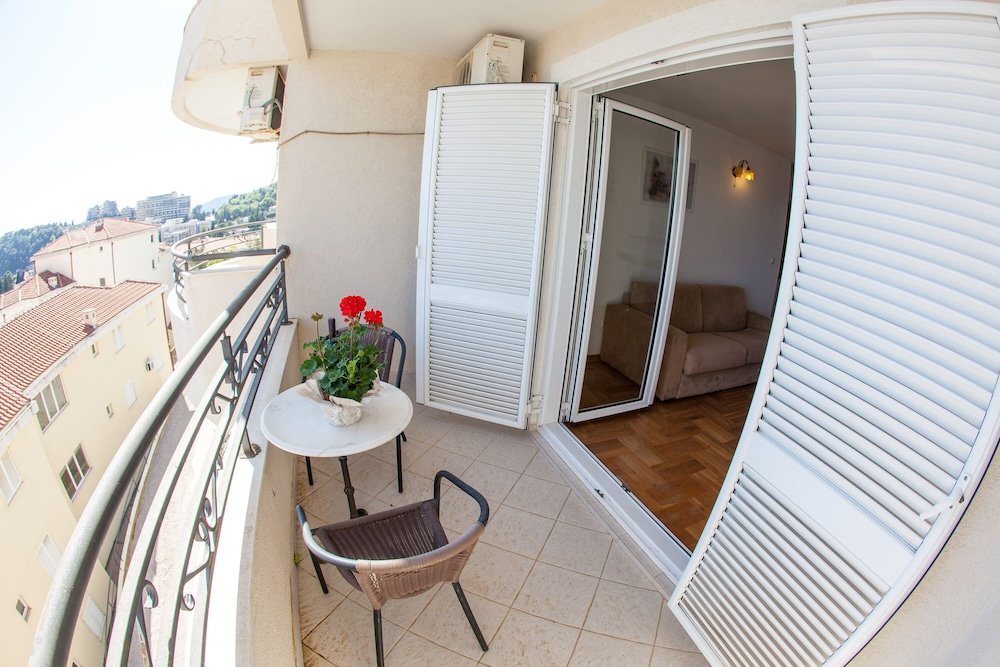 Бечичи: Apartments Charme