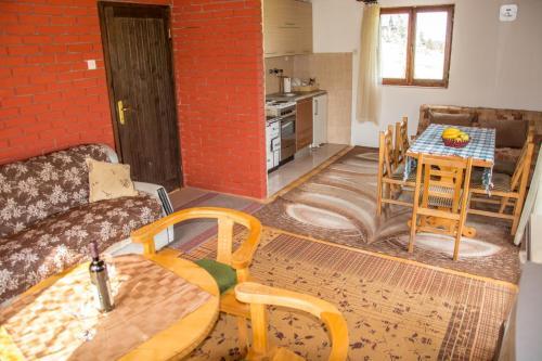 Жабляк: Zabljak Chalet Dacic