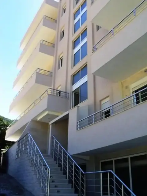 Apartments in Becici — фото 1