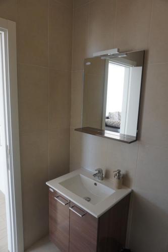 Петровац: Apartments Minja Nerin