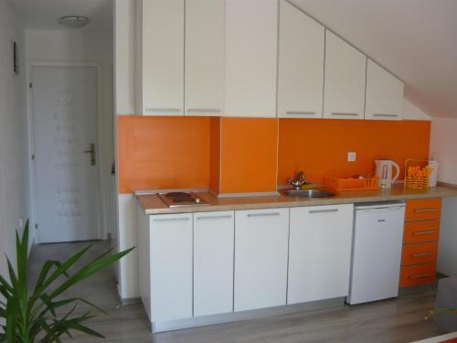 Тиват: Apartments Kuc