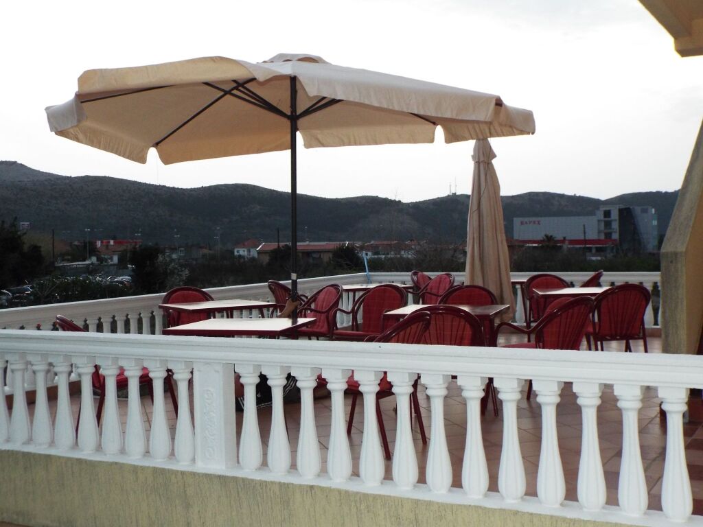 Бар: Apartments Old Olive