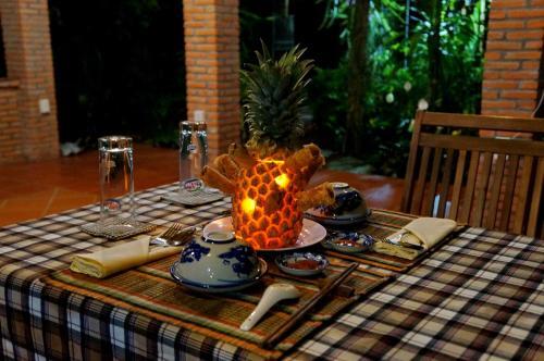 Бенче: Coco Riverside Lodge