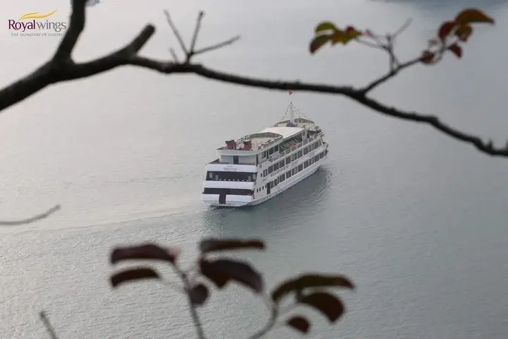 Халонг: Royal Wings Cruise