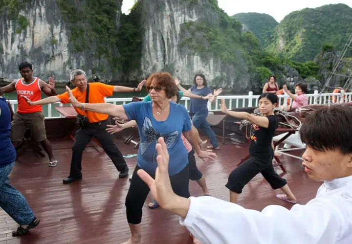 Халонг: Halong Royal Palace Cruise