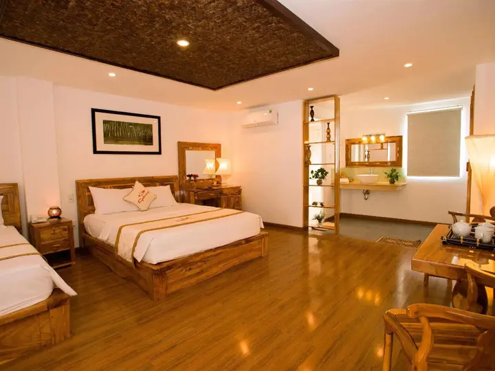 Нячанг: Rex Hotel and Apartment