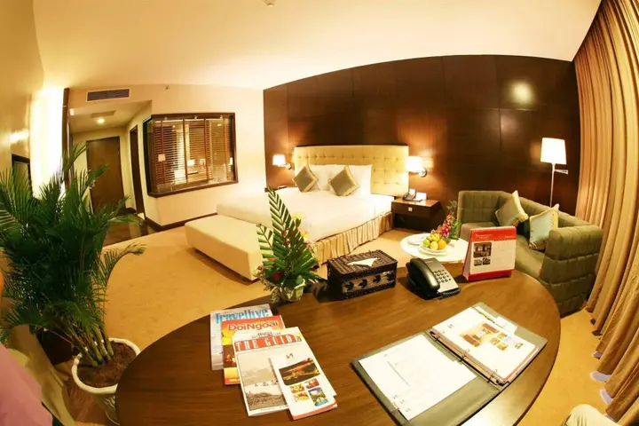 Биен-Хоа: Aurora Hotel Plaza