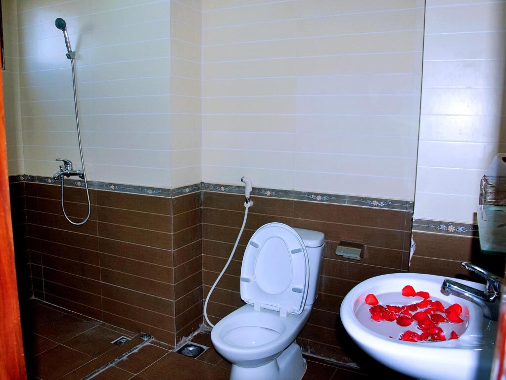 Нячанг: Queen3 Hotel