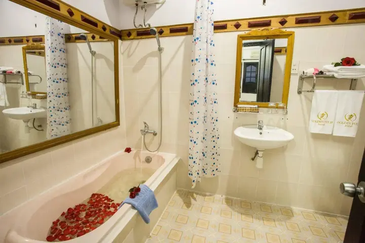 Нячанг: Golden Tulip Hotel
