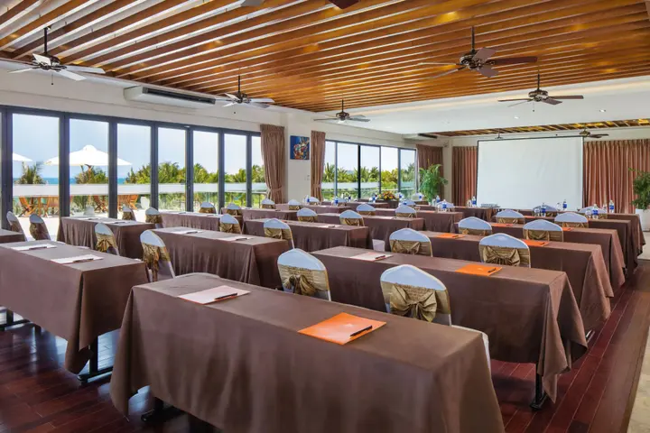 Кам Лам: Cam Ranh Riviera Beach Resort & Spa