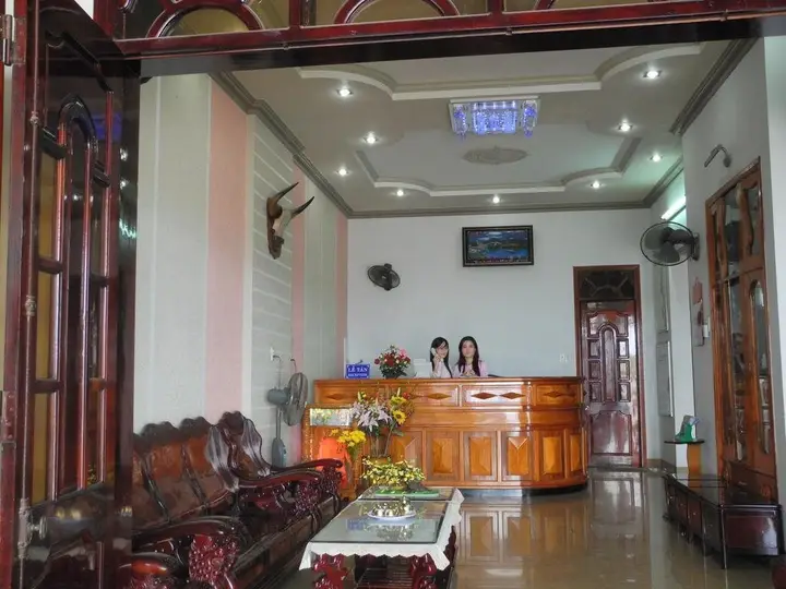 Nam Hong Hotel — фото 1