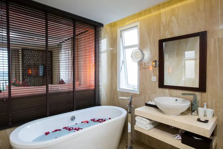 Хойан: Royal Riverside Hoi An Hotel