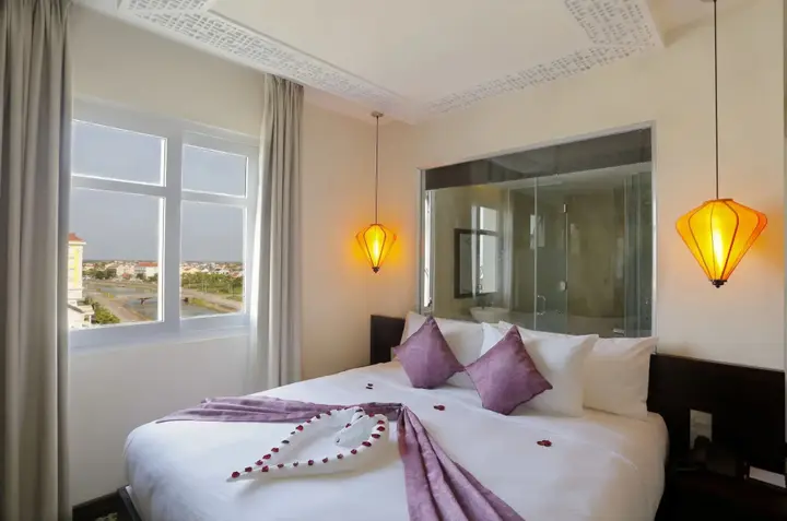 Хойан: Royal Riverside Hoi An Hotel