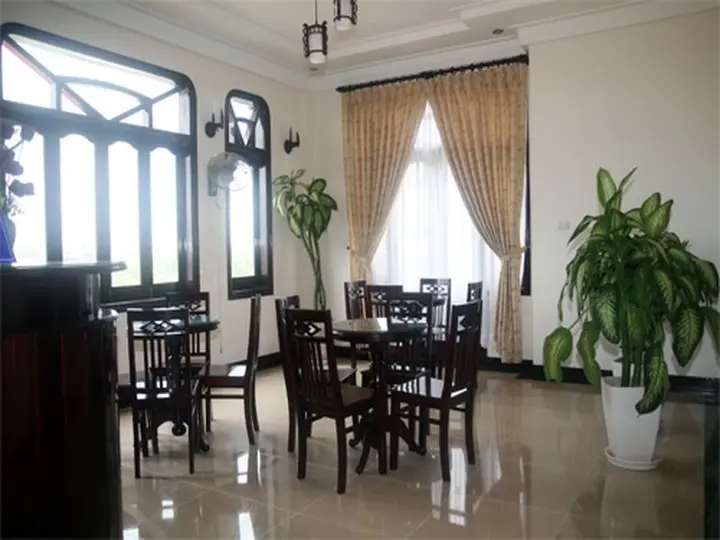 Хюэ: Thai Y Hotel
