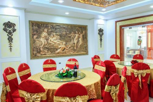 Халонг: Royal Hotel Halong - Hon Gai