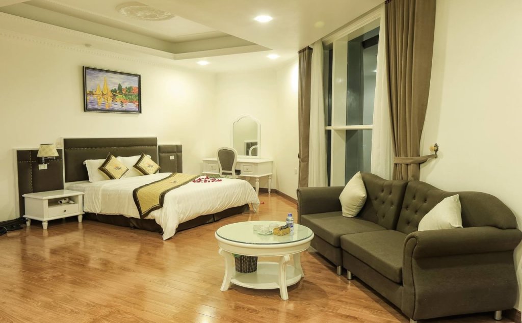 Халонг: Royal Hotel Halong - Hon Gai