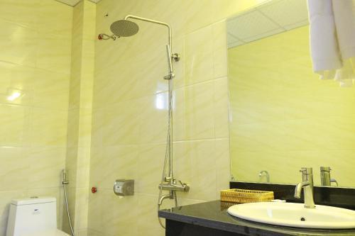 Халонг: Royal Hotel Halong - Hon Gai