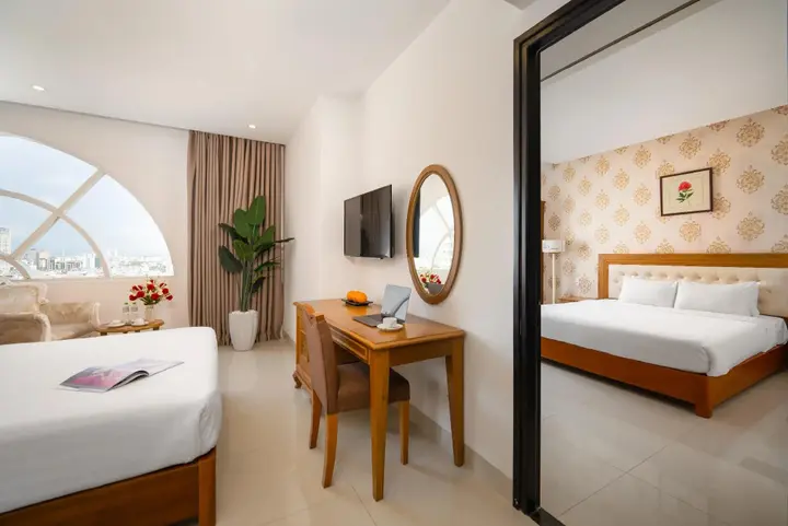 Дананг: Royal Family Hotel Da Nang