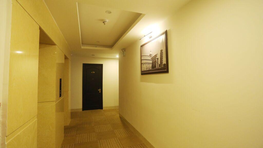 Дананг: Royal Family Hotel Da Nang