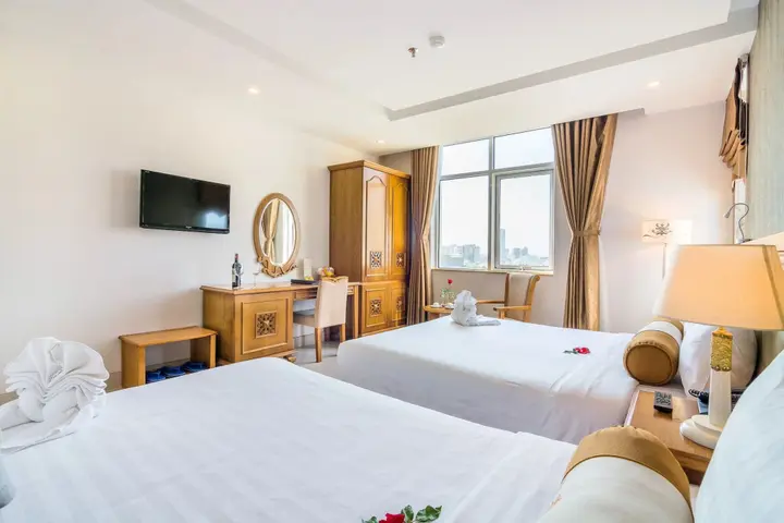 Дананг: Royal Family Hotel Da Nang